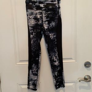 Zella Girl's Black and White Leggings